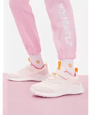 Кроссовки для девочек Want
