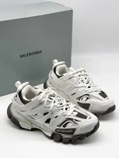 Balenciaga Кроссовки женские на массивной подошве от Баленсиага. Лучшее премиум качество .