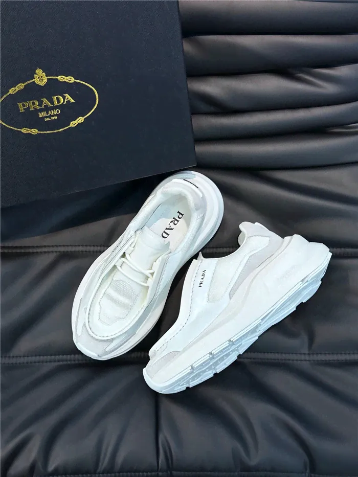 Кожаные кроссовки Prada Garnet 2023 Suede белые-2